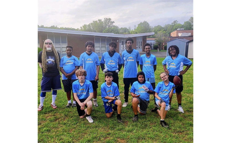 Congratulations to our Lynchburg United Coaches Avery Harris and Phil Harris on a great season! 11-14 Division 2025 Flag City Superbowl Champs!